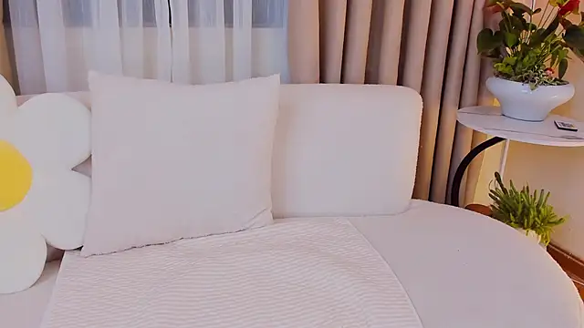 MianSugerrr's Live XXX Chat