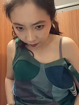 mimi_181 即時 XXX 聊天