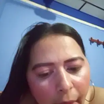 violetapeeveet Adlı Modelin Canlı XXX Sohbeti