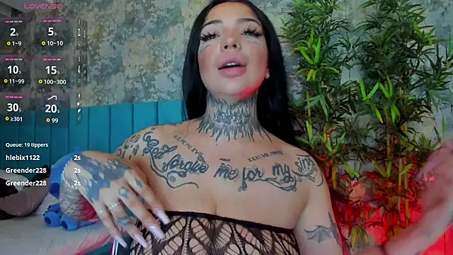 Chat XXX ao vivo de CreamyInkky_