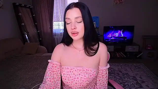 yoursLina's Live XXX Chat