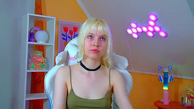 Živý XXX chat HannahHollis