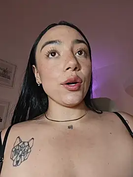 helena_smith 现场XXX聊天