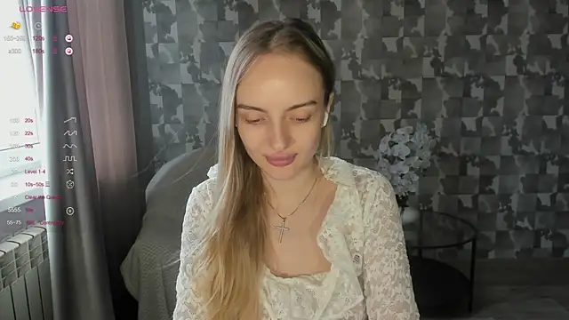 A_delina Chat XXX live