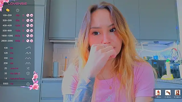 XXX chat uživo modela baobei03
