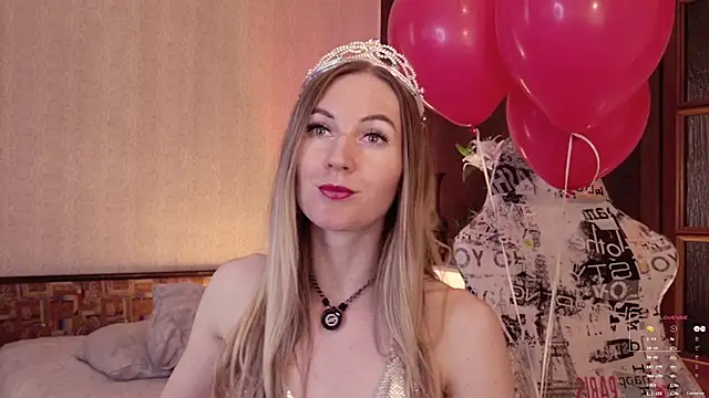 Hello_Lisha élő XXX-chatje