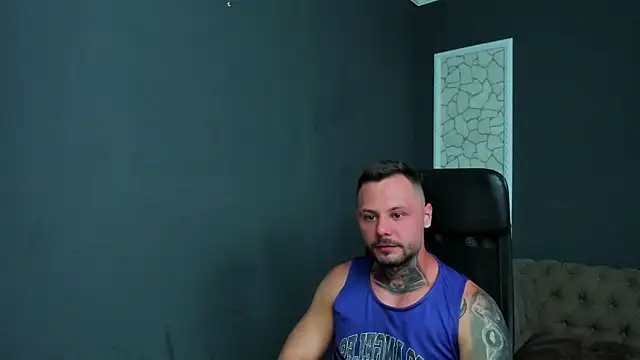 BrianHunts élő XXX-chatje