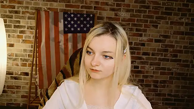Angela_Bunny XXX чат на живо