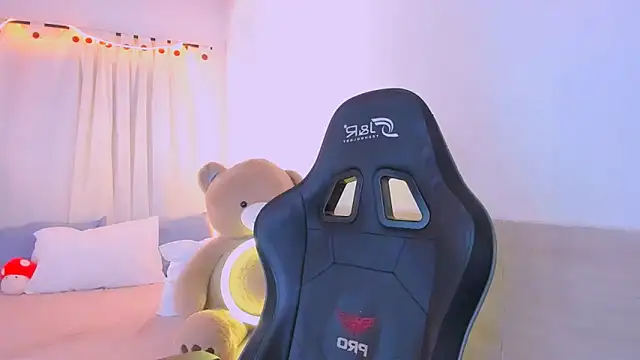 Chat +18 de Sweet_Allan ao vivo