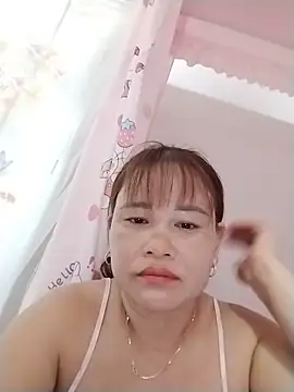 Moubie1 Live XXX Chat