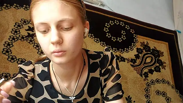 LunaLaday Adlı Modelin Canlı XXX Sohbeti