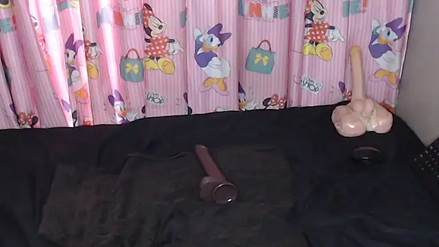TrishahXo's Live XXX Chat