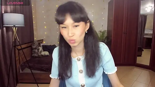 SheilaRare 即時 XXX 聊天
