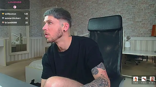JonahShaw's Live XXX Chat