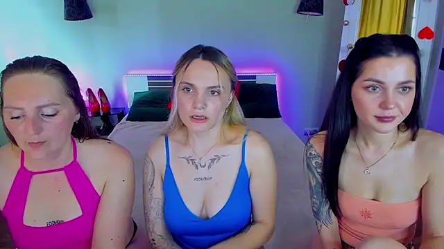Онлайн чат XXX MagicEyess