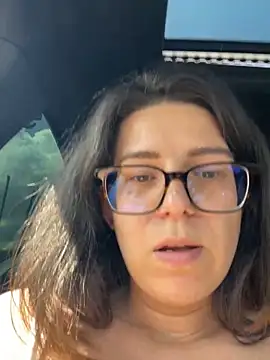 NadiraNoor Chat XXX in diretta