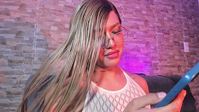 Chat XXX ao vivo de Dreams_Chloe