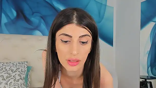 SkinnyDolly Chat XXX live