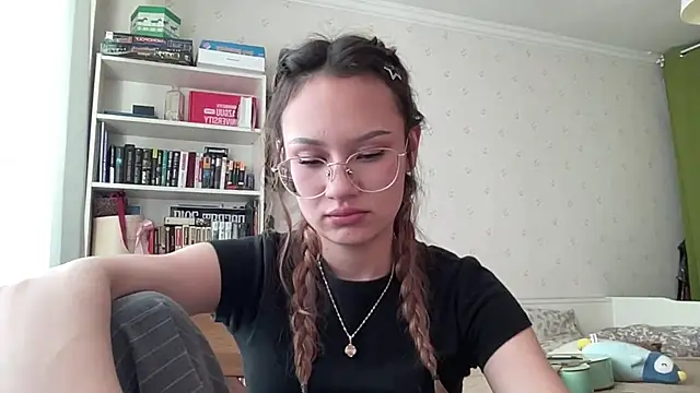 JoyceMonroe_1's Live XXX Chat
