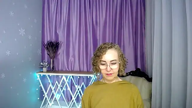 queen_a_n_i: απευθείας συνομιλία ΧΧΧ