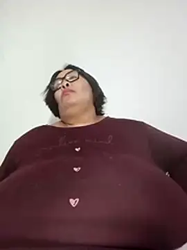 nancy111 即時 XXX 聊天