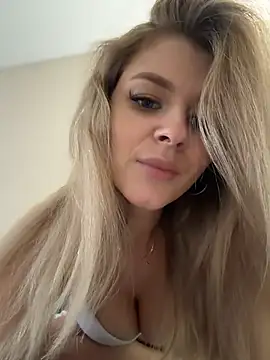 Love_Bri Chat XXX in diretta