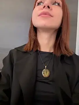 RosieSecret live XXX chat