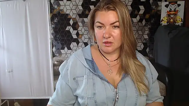 Chatroom XXX en direct de NikaSkylink