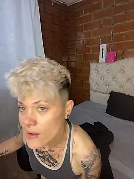 Chat XXX ao vivo de Megan-c