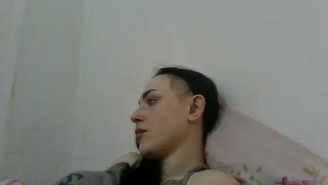 Czat XXX na żywo – Trinsy_Love