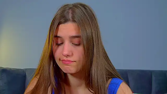 ArianaAllens Adlı Modelin Canlı XXX Sohbeti