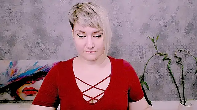 Djullia – Live XXX-chat