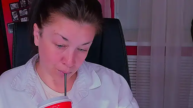 Chat +18 de AnaMills ao vivo