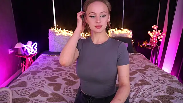 Chat XXX en directo de LylaYeess