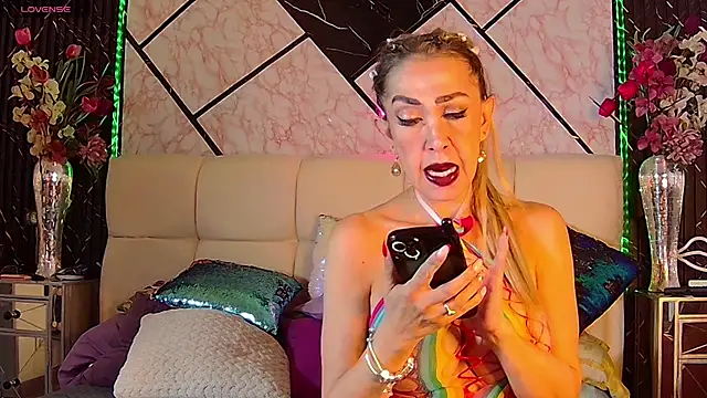 EvelinaGrey's Live XXX Chat