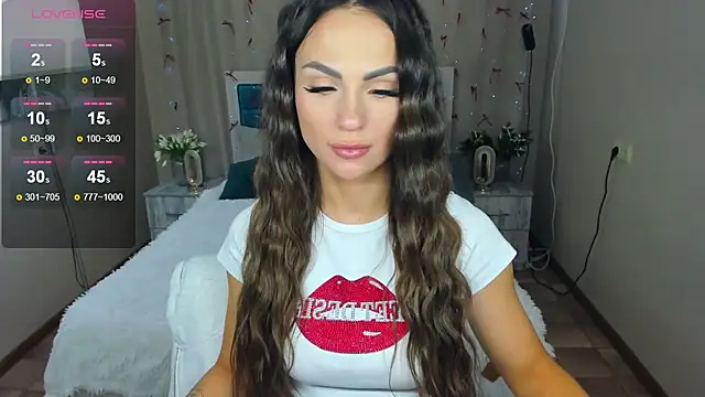 KarolinaHaley Chat XXX in diretta