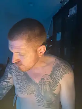 Chat XXX ao vivo de CloudyKingG