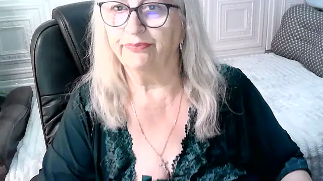 LolkaAlyss: απευθείας συνομιλία ΧΧΧ