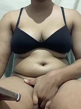 sweety_2004 Adlı Modelin Canlı XXX Sohbeti