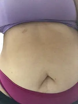 Chat +18 de Candy_Queenn ao vivo