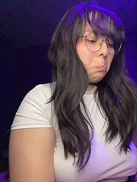 Solo_yoss' Live XXX Chat