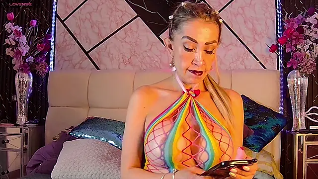 دردشة EvelinaGrey الجنسية المباشرة