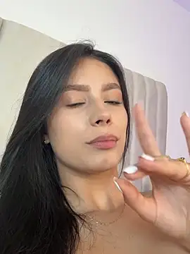 Онлайн чат XXX oficialaura