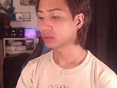 Ryu_23 Chat XXX in diretta