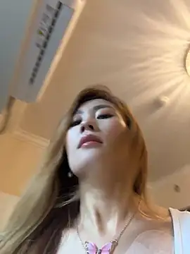 okgirl_23's Live XXX Chat