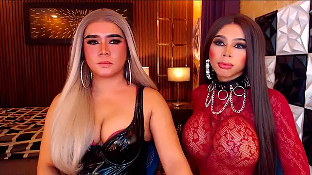 دردشة MariaSofiaLoveTS الجنسية المباشرة