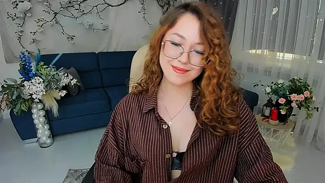 XXX chat uživo modela SereneFlame