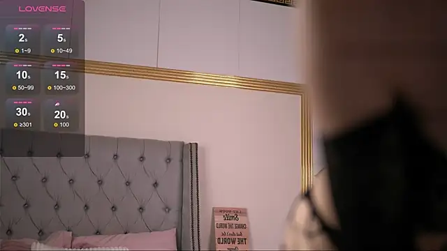 XXX chat uživo modela RebeccaRese