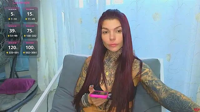 tattooedBabyy Chat XXX in diretta