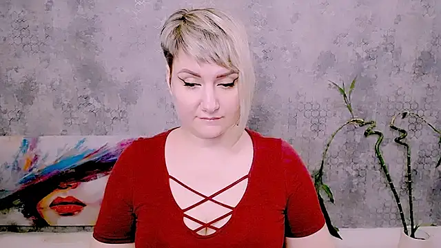 Djullia Chat XXX in diretta
